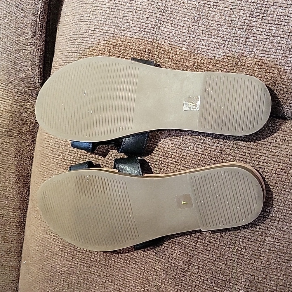 Steve Madden Sandals - Picture 9 of 10